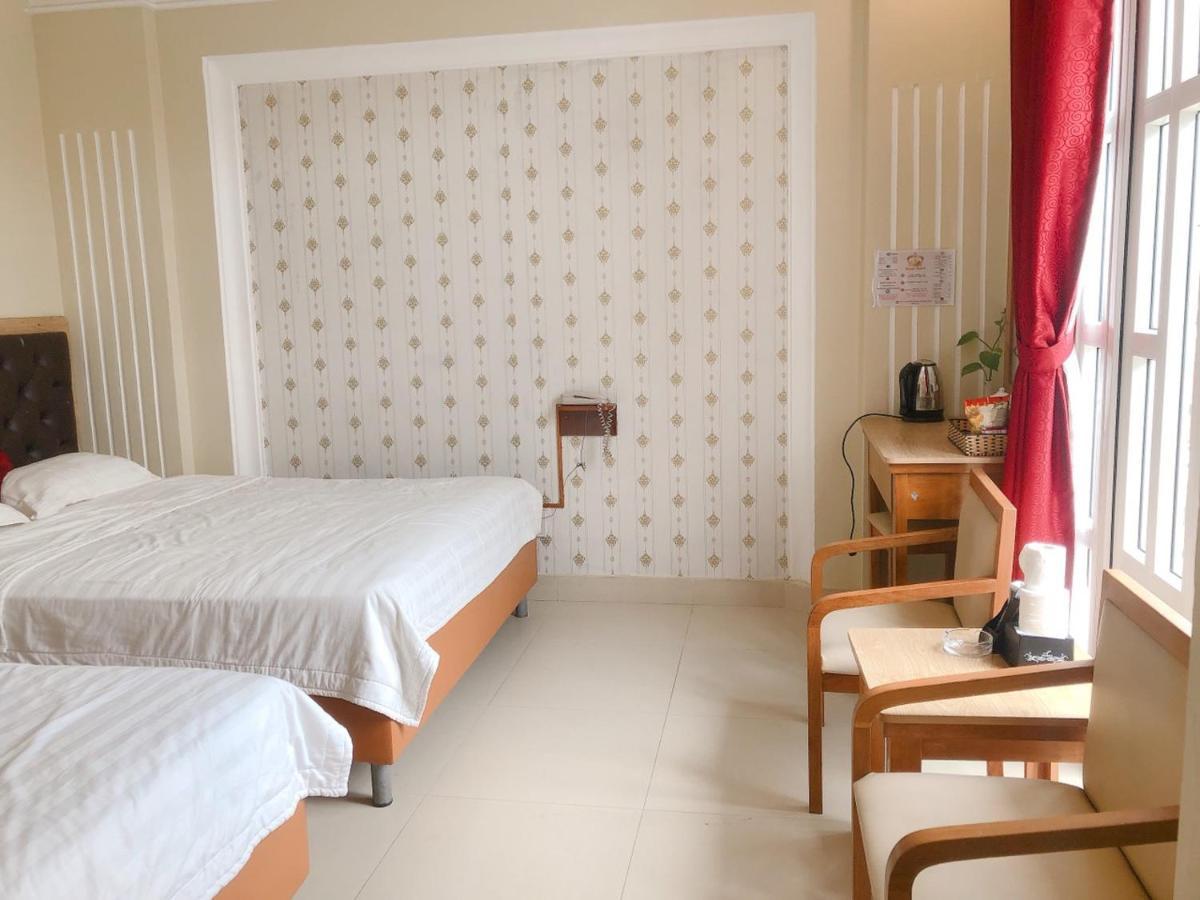 Royal Hotel โฮจิมินห์ซิตี้ ภายนอก รูปภาพ